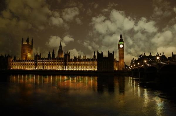 Photograph Nikiforos Pittaras  Londons Nights on One Eyeland